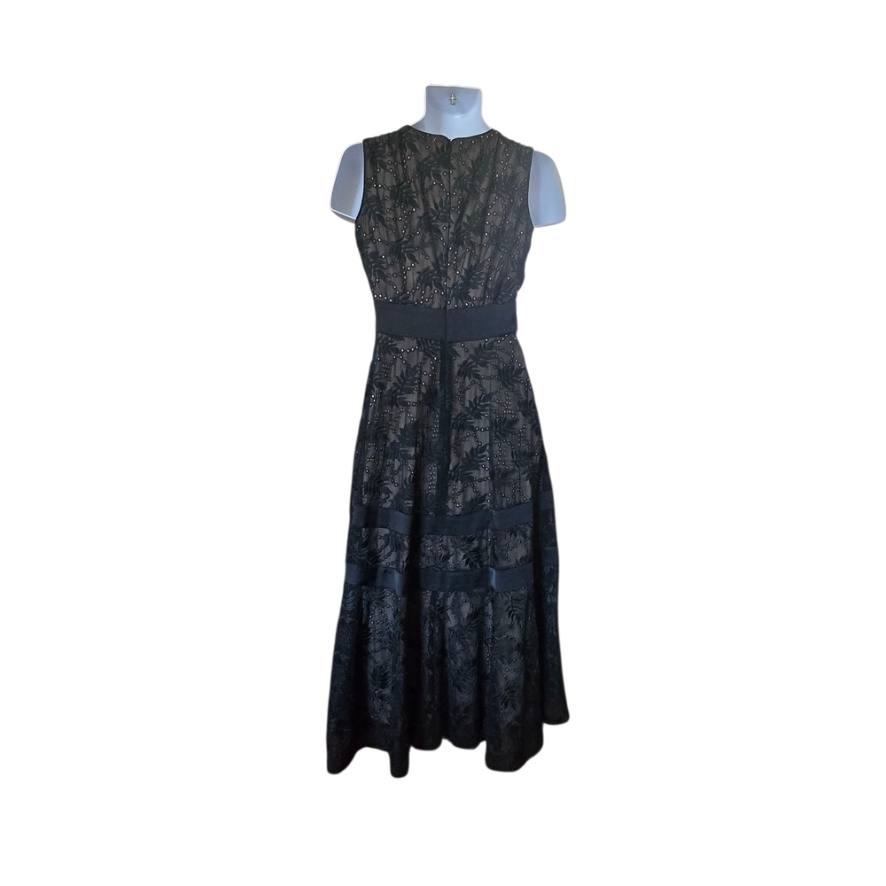 Taylor dress black embroidered‎ eyelet dress - Picture 7 of 15